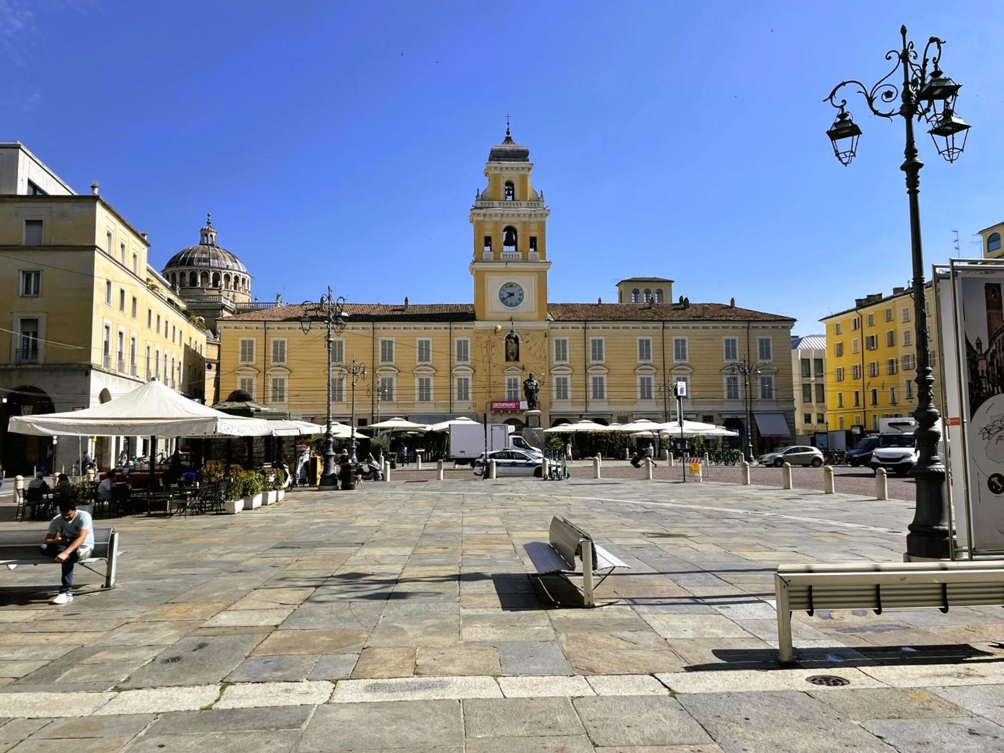 La Galleria Lodge Парма Экстерьер фото